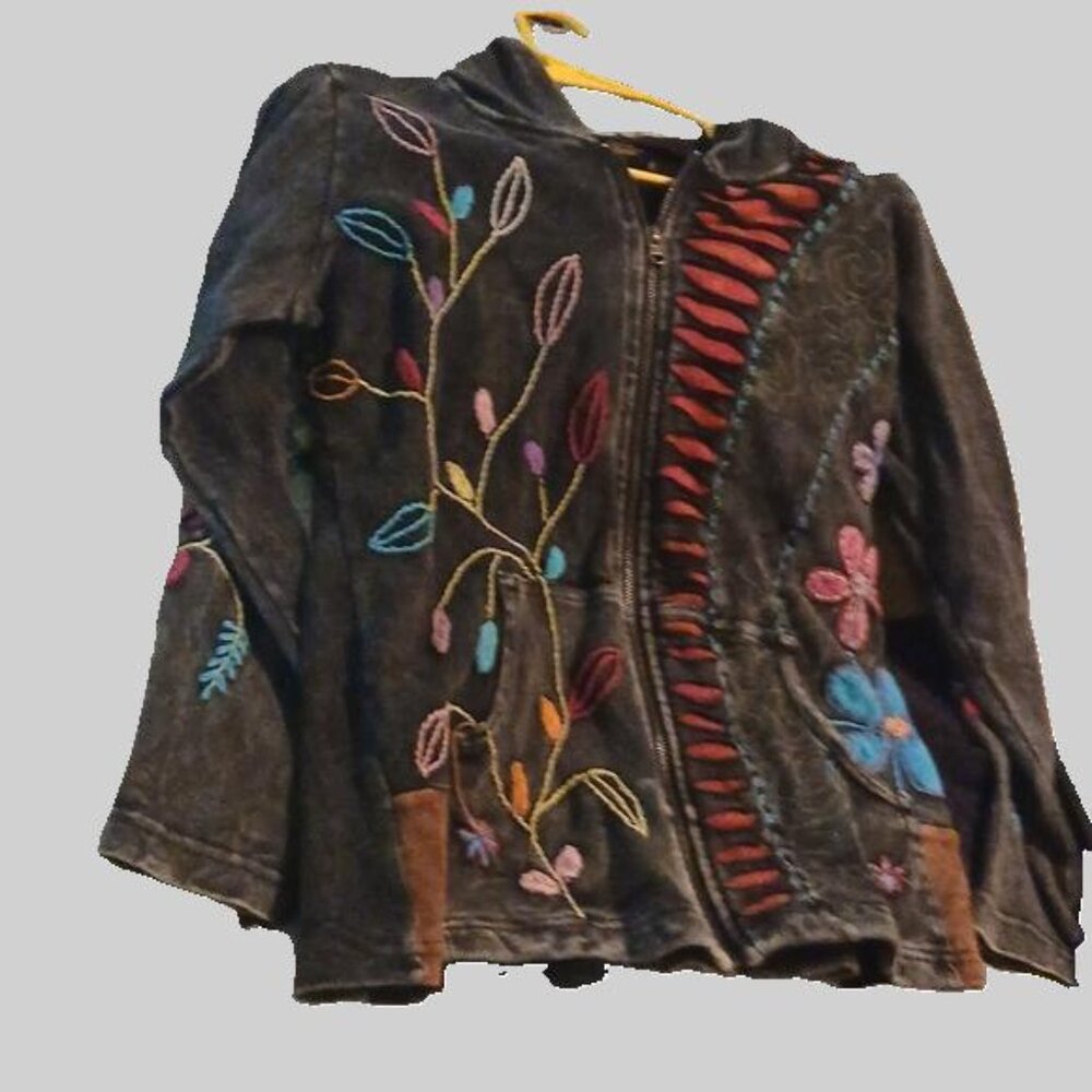 Women's Zippered Hoodie With Embroidery Work Size Medium EUC - Picture 3 of 7